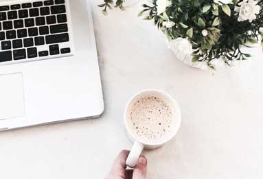 尼克斯vs掘金：303场激战解析，战术对决与赛季走势影响